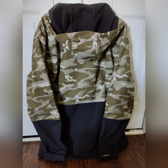 Men's XL Neff Camo Jacket - Picture 2 of 3